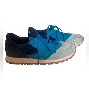 Men’s Concepts x Brooks Chariot “Merlot”
Size 10